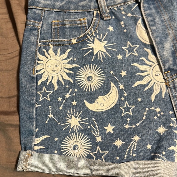 Big girls shorts - Picture 2 of 5